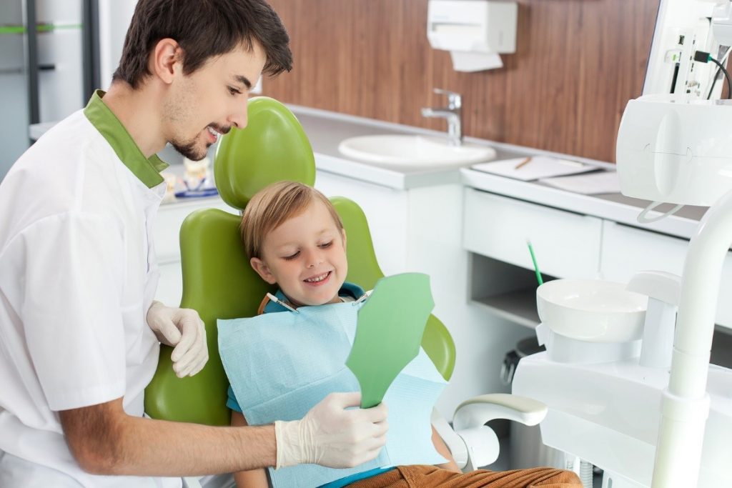 children-fear-during-pediatric-dentist-visit-1024x683